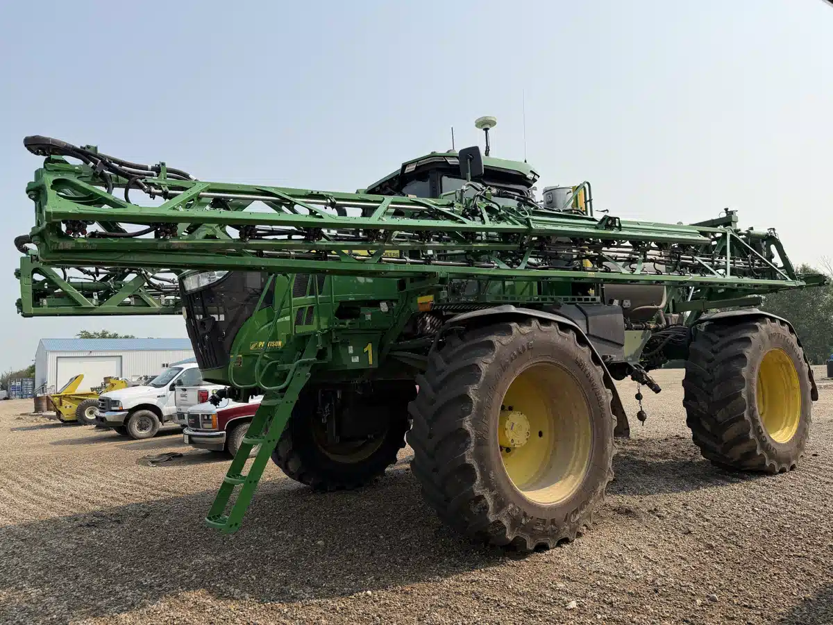 Gallery image 1 for 2026 John Deere 616R Sprayer - Self Propelled