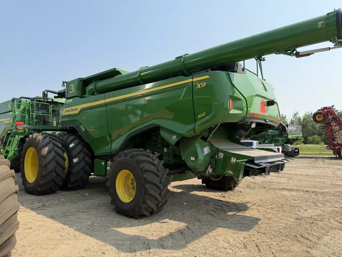 Gallery image 2 for 2026 John Deere X9 1100 Combine
