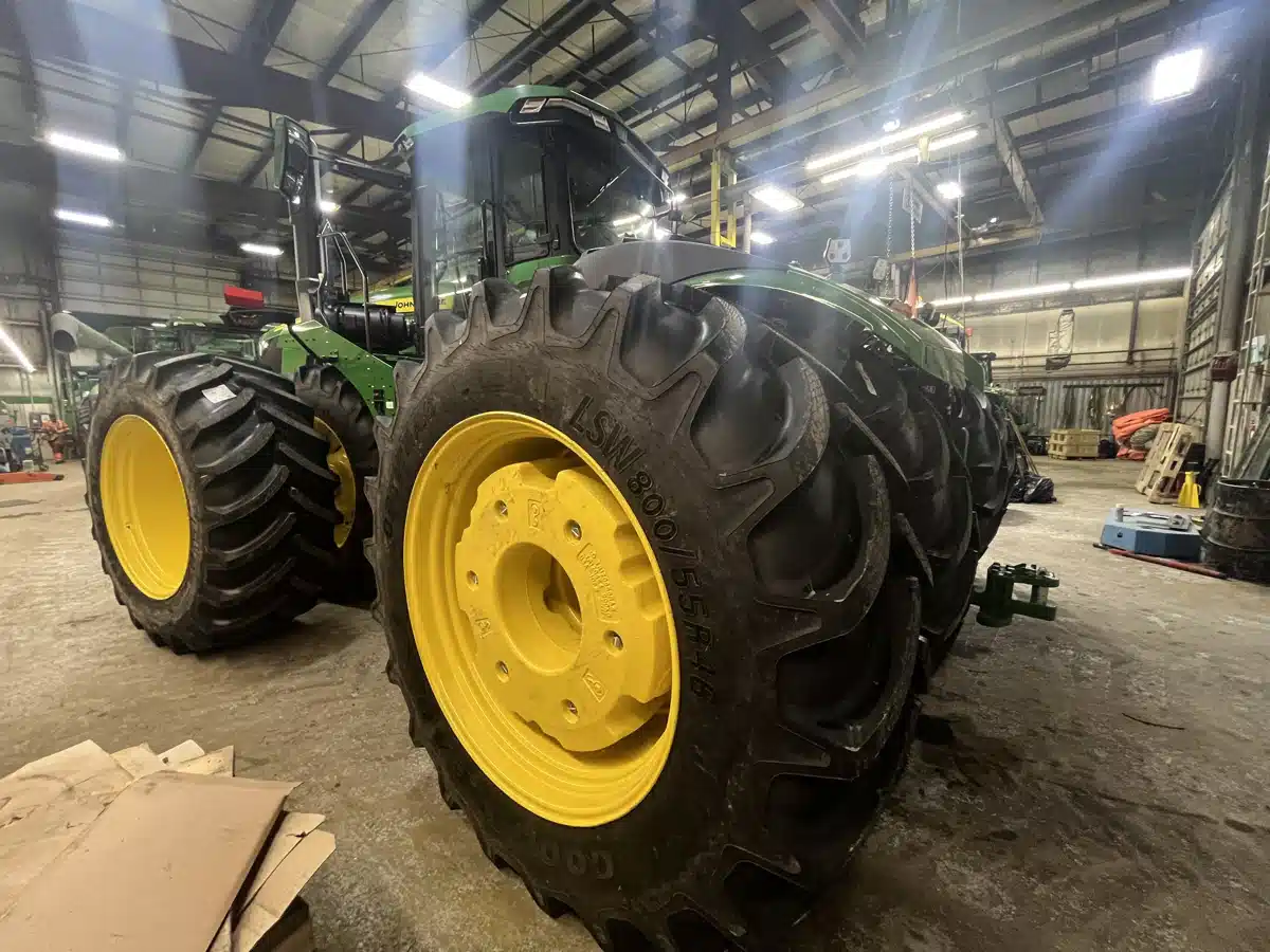 Gallery image 2 for 2026 John Deere 9R 540 Tractor