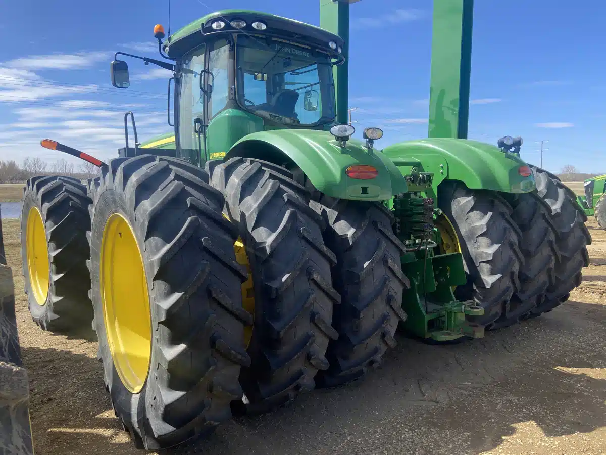 Gallery image 2 for 2013 John Deere 9560R Tractor