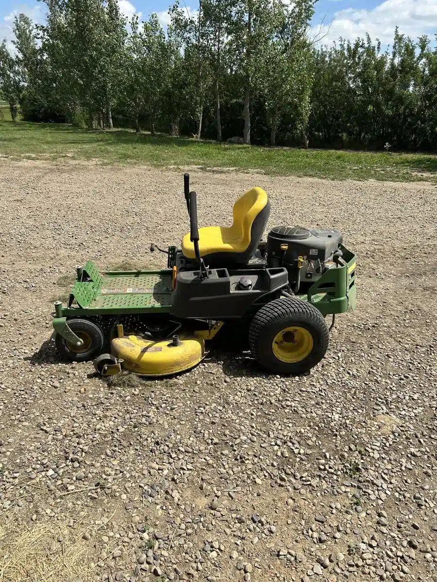 Gallery image 2 for 2021 John Deere Z335E Mower - Zero Turn