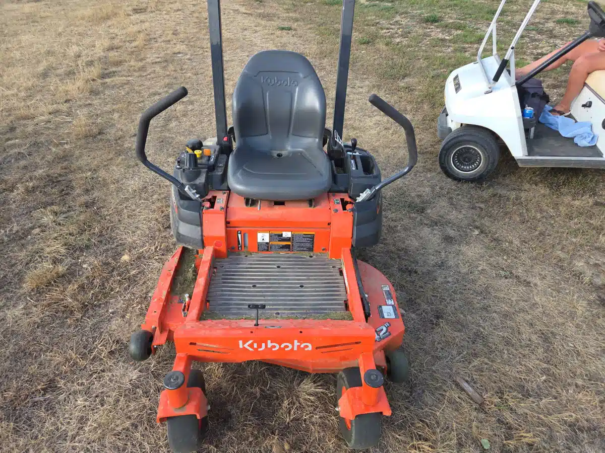 Gallery image 2 for 2021 Kubota Z231KW Mower - Zero Turn