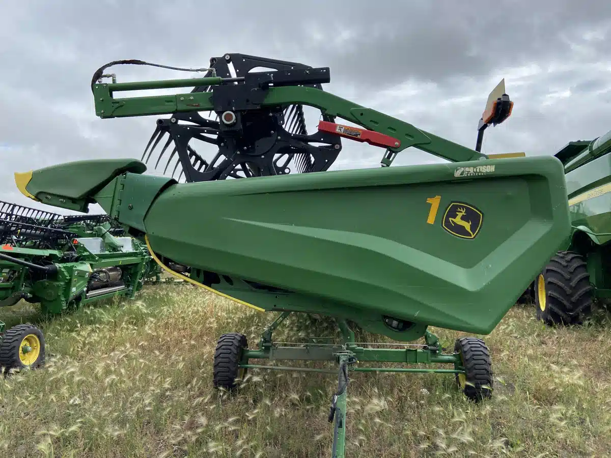 Gallery image 2 for 2022 John Deere HD45R Header - Draper