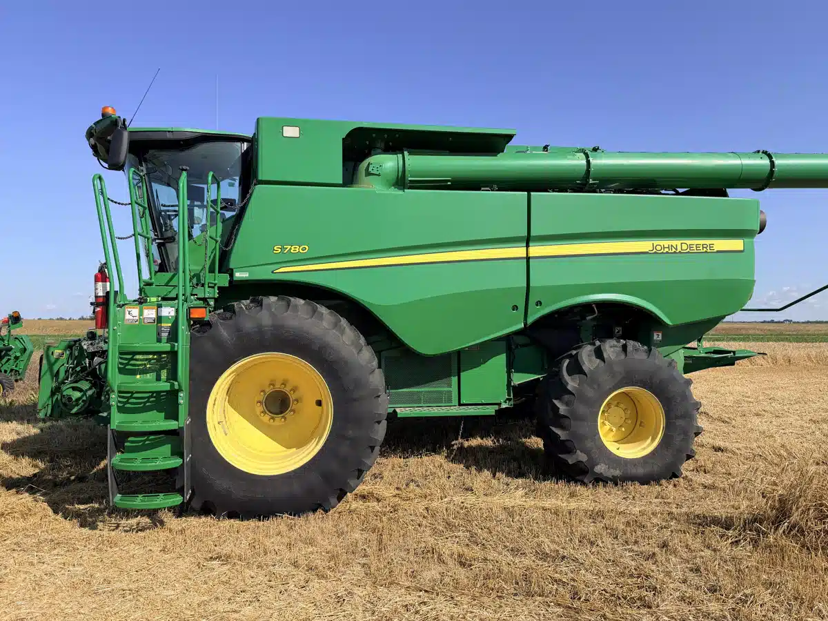 Photo de la Galerie 2 pour 2018 John Deere S780 Batteuse