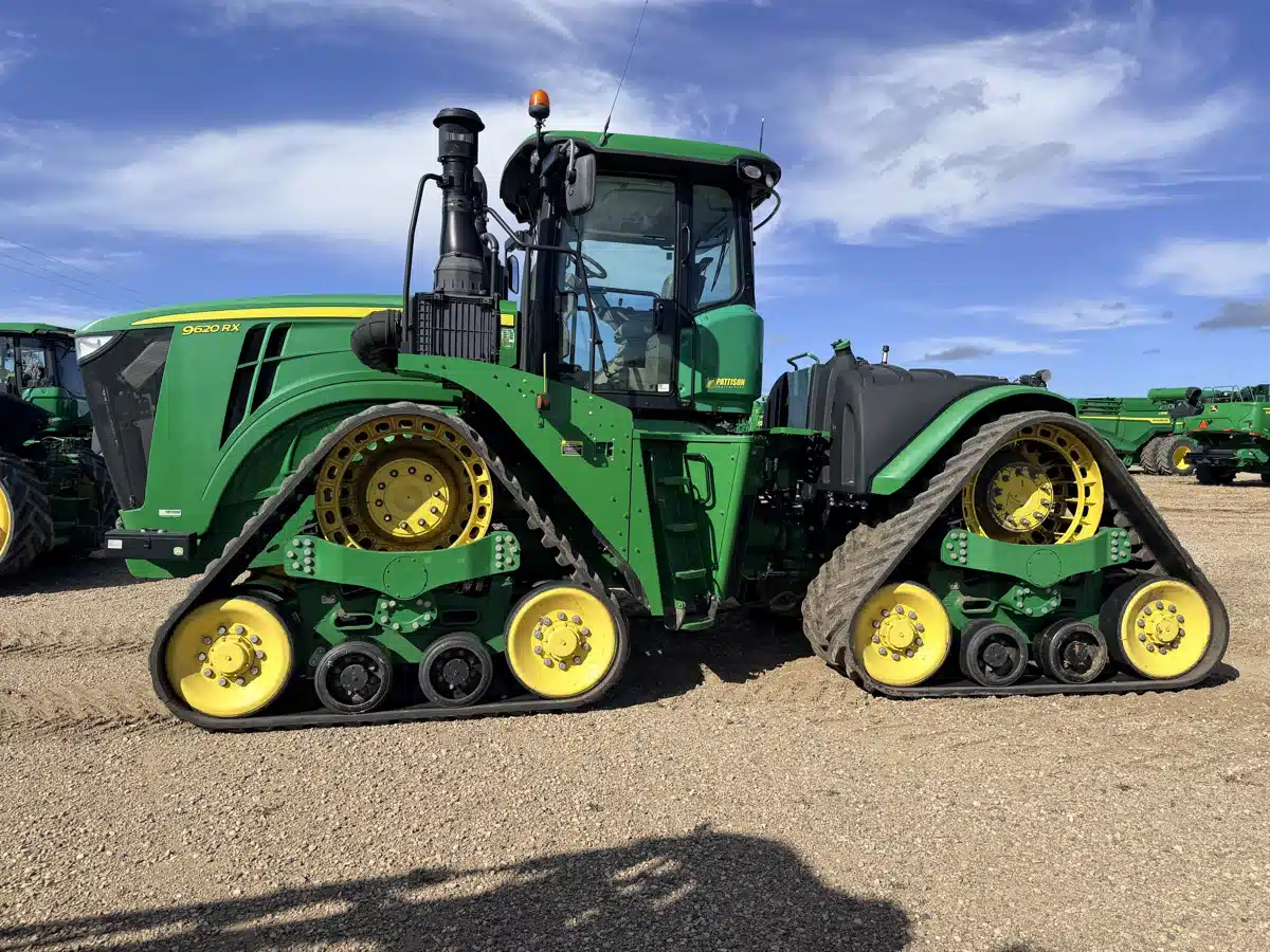 Photo de la Galerie 2 pour 2017 John Deere 9620RX Tracteur