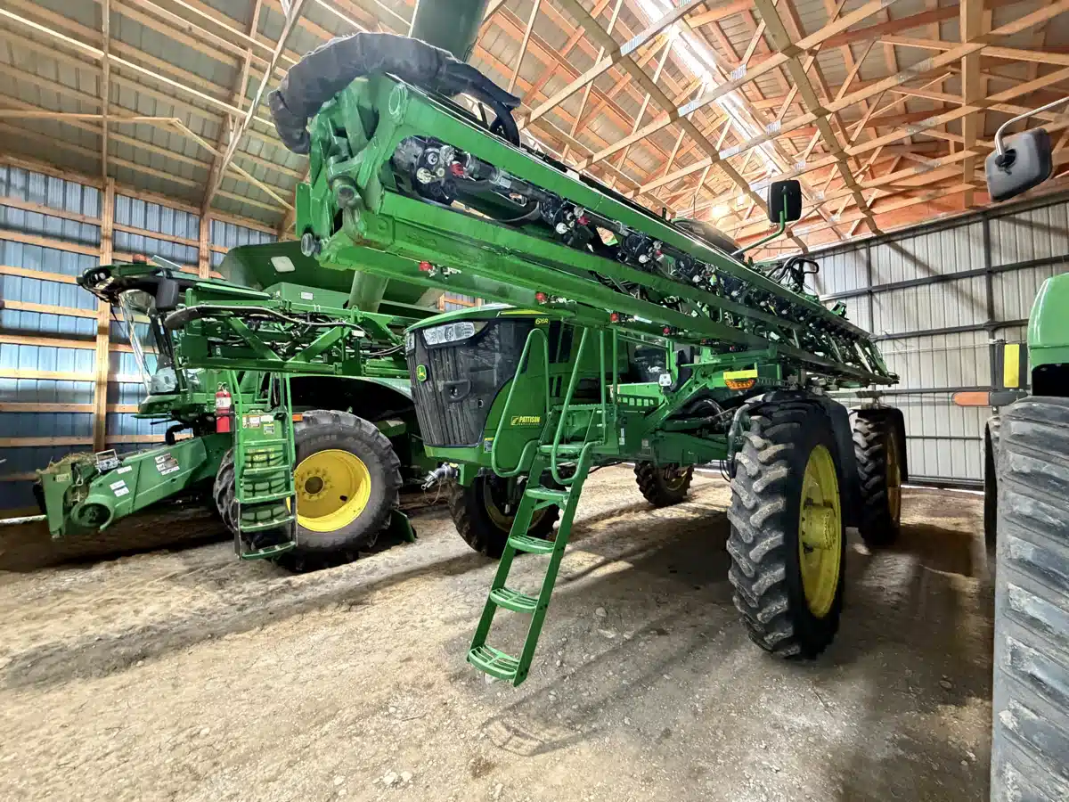 Gallery image 1 for 2024 John Deere 616R Sprayer - Self Propelled