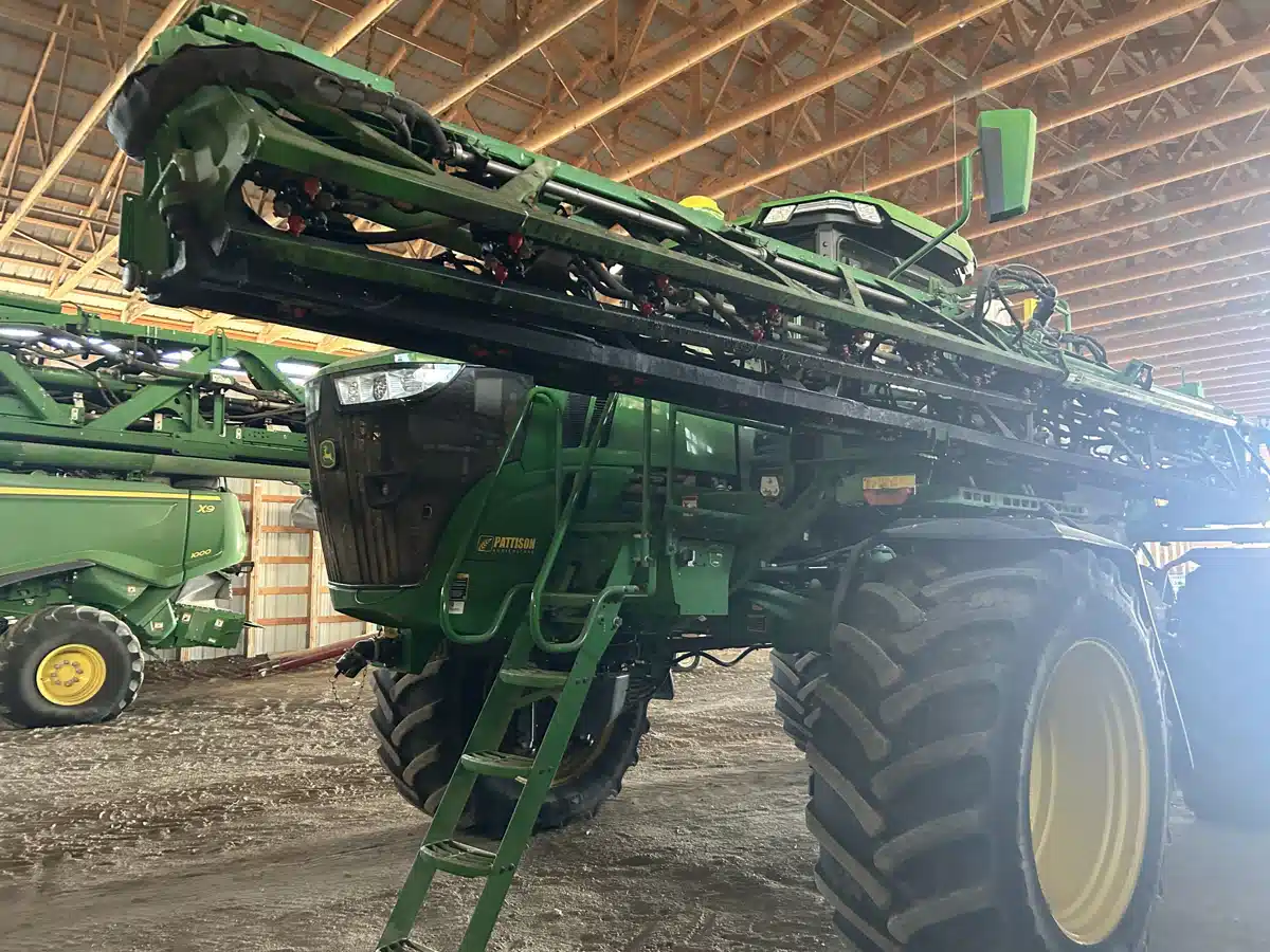 Gallery image 1 for 2022 John Deere 616R Sprayer - Self Propelled