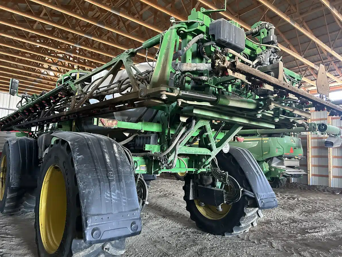 Gallery image 2 for 2022 John Deere 616R Sprayer - Self Propelled