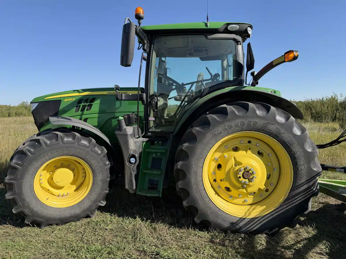 Gallery image 1 for 2019 John Deere 6155R Tractor
