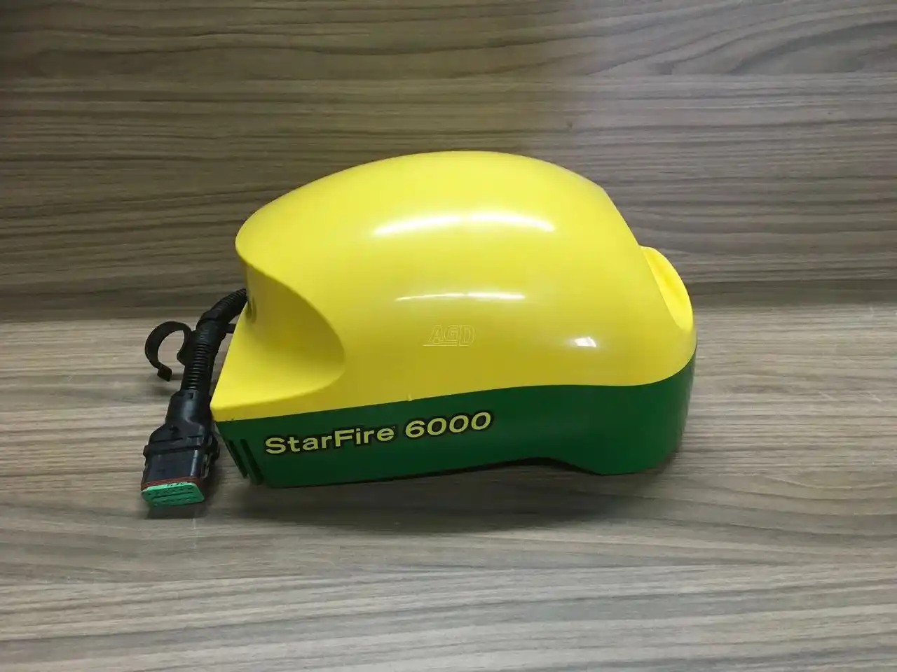 Gallery image 2 for Used John Deere STARFIRE 6000 Guidance System