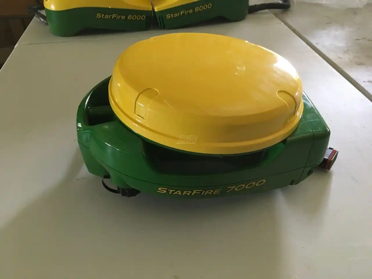 Gallery image 1 for Used John Deere STARFIRE 7000 Guidance System