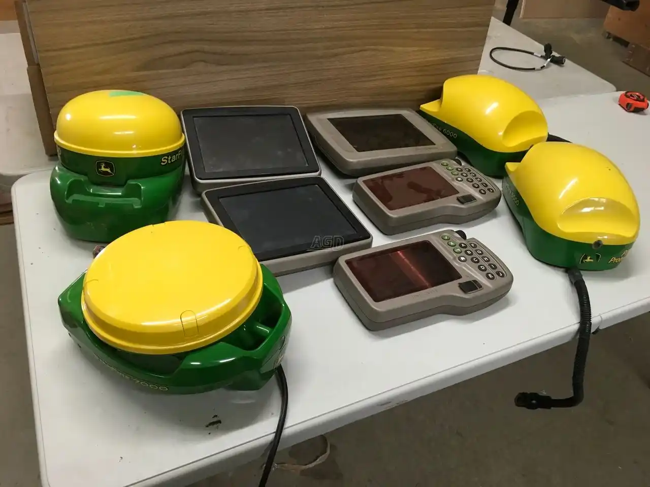 Gallery image 2 for Used John Deere STARFIRE 7000 Guidance System