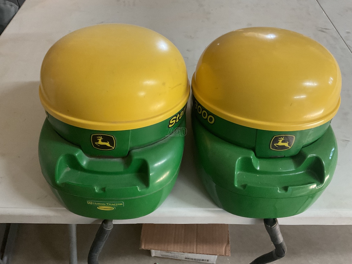 Gallery image 2 for Used John Deere STARFIRE 3000 Guidance System
