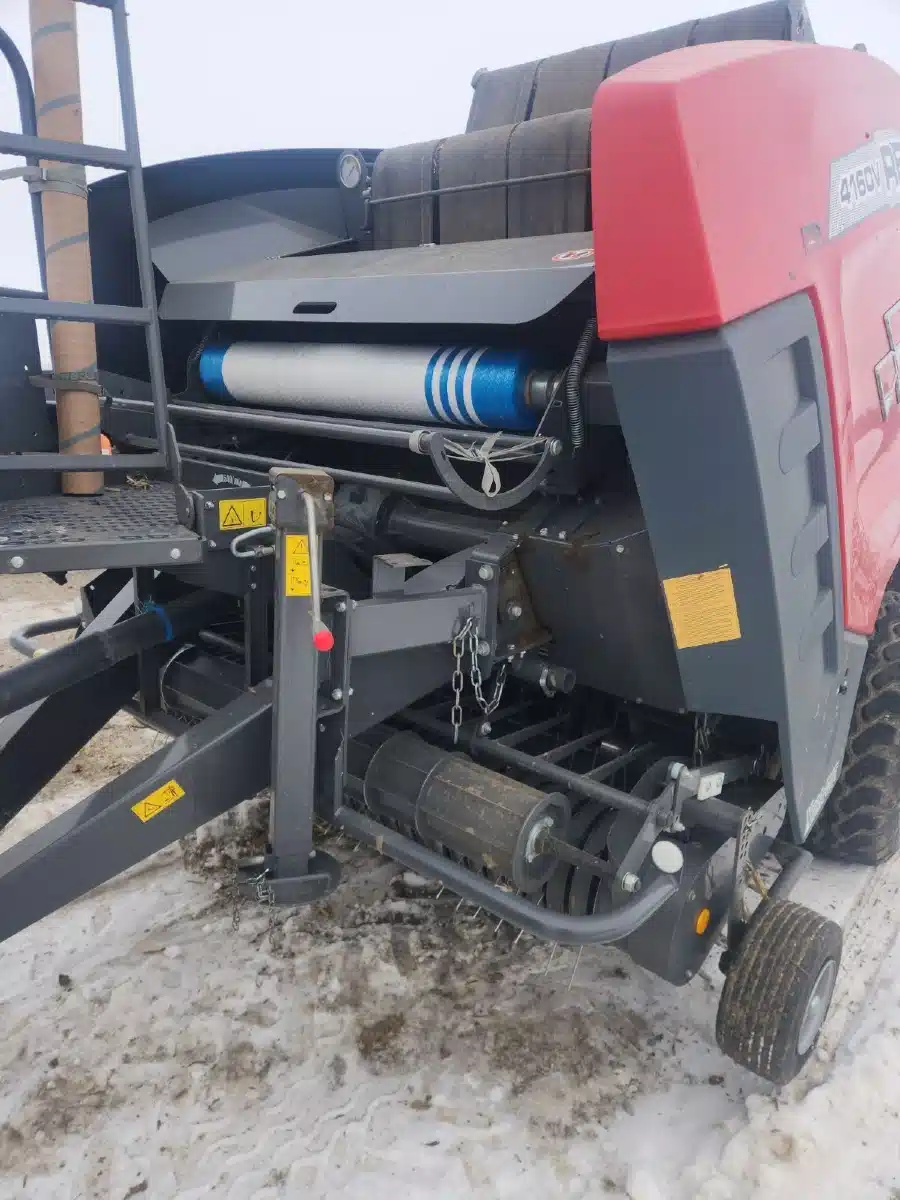 Gallery image 2 for Used 2021 Massey Ferguson RB 4160V Round Baler