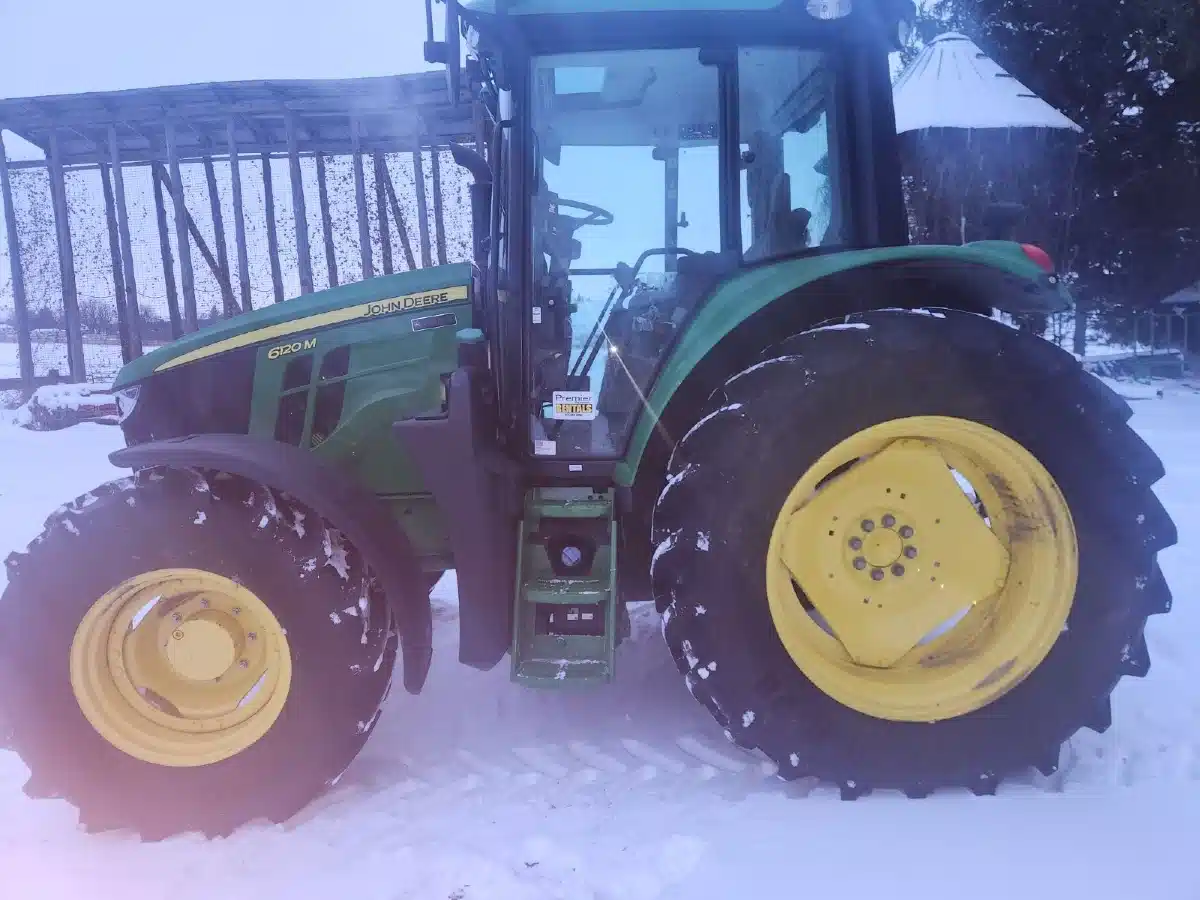 Gallery image 1 for Used 2022 John Deere 6120M Tractor
