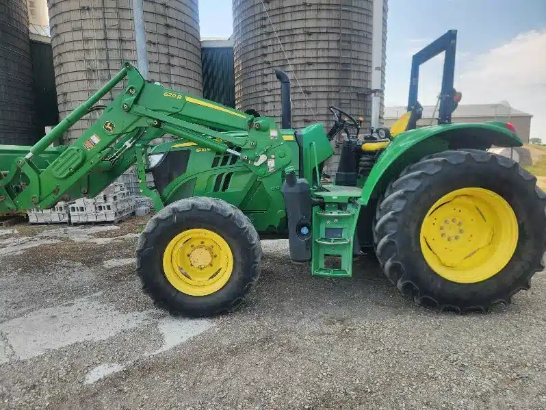 Gallery image 1 for Used 2019 John Deere 6110M Tractor