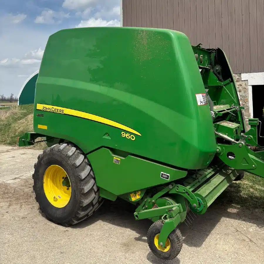 Used 2015 John Deere 960 Round Baler