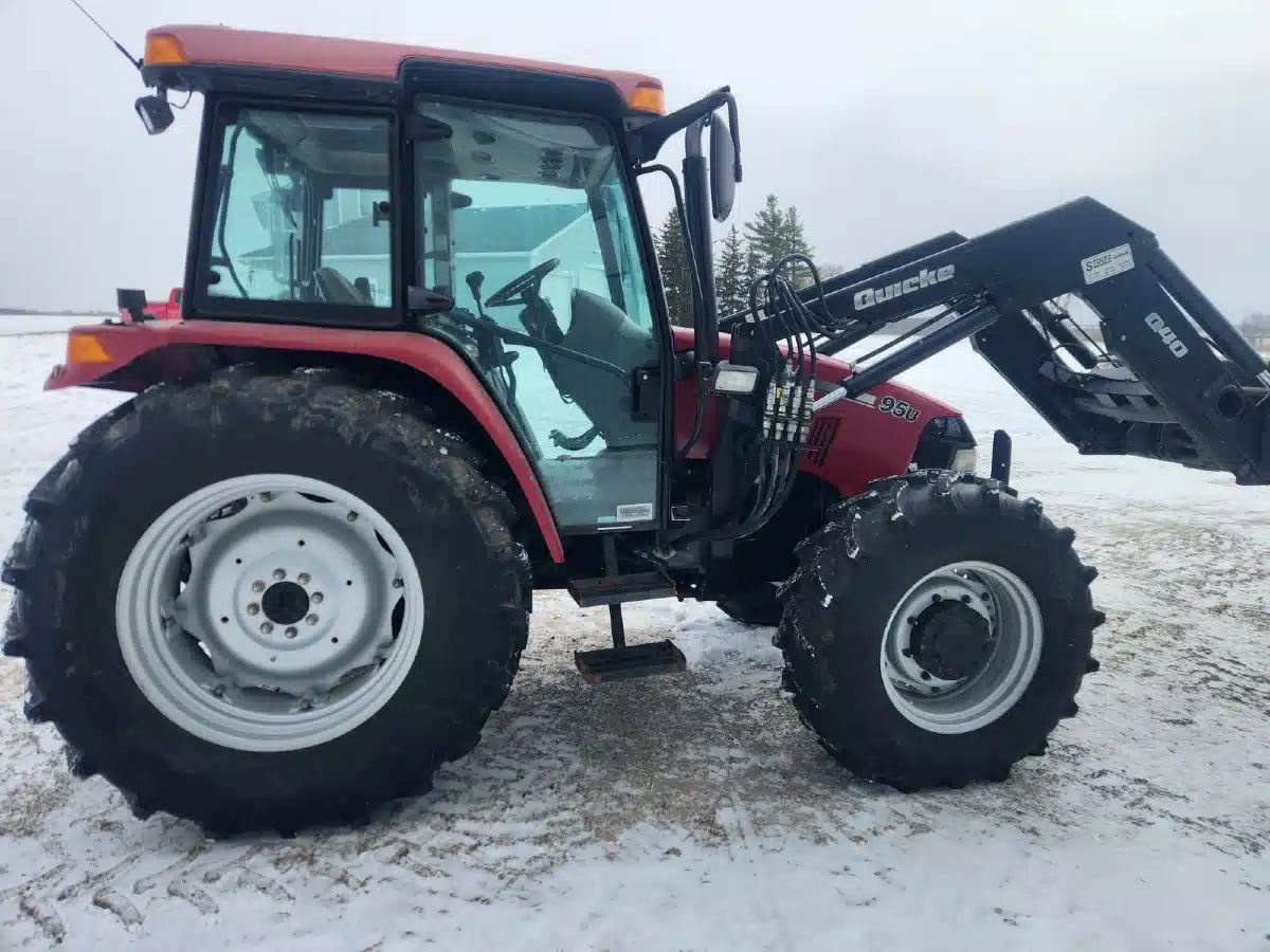 Gallery image 1 for Used 2009 Case IH FARMALL 95U Tractor