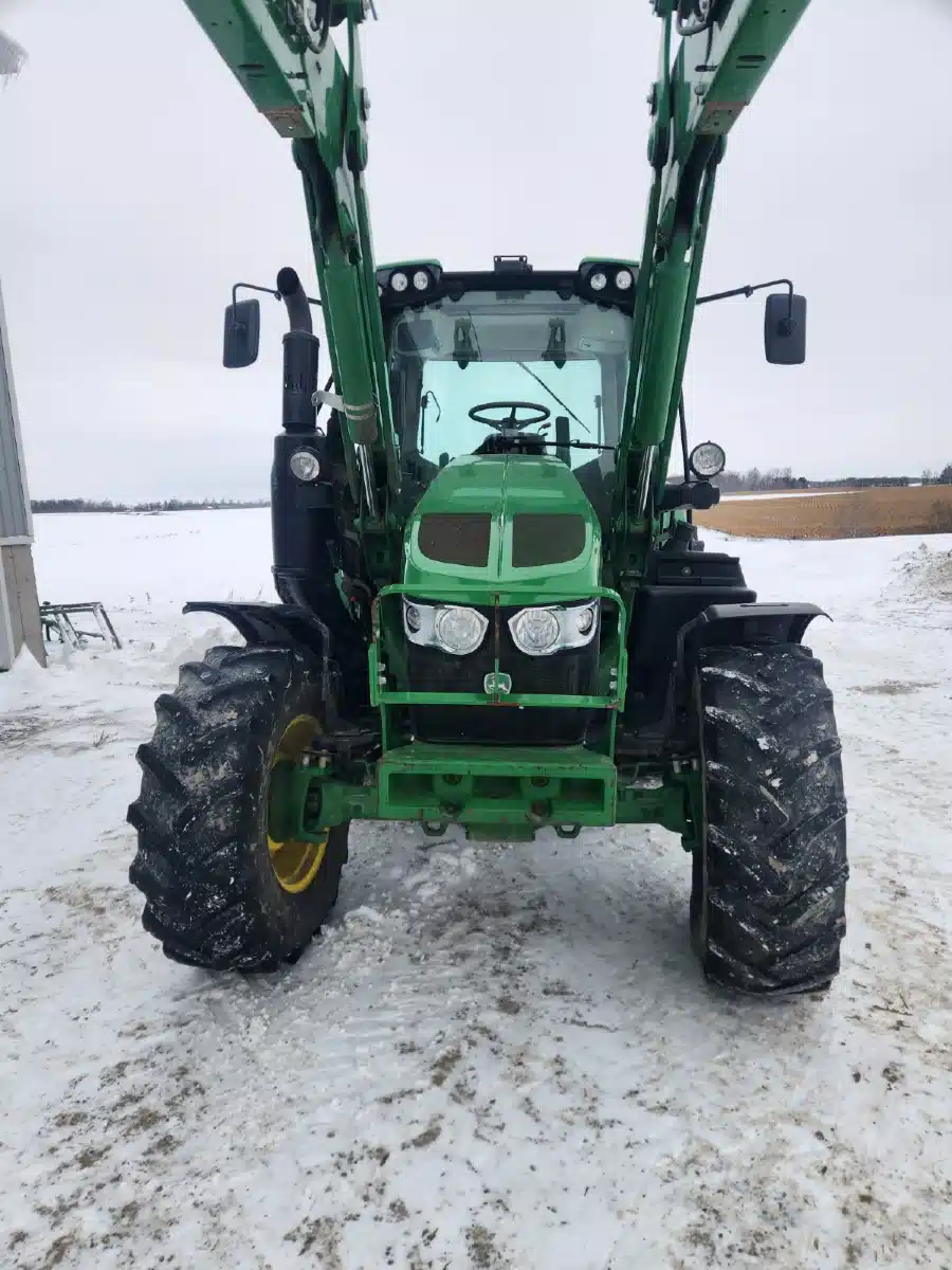Gallery image 2 for 2020 John Deere 6110M Tractor