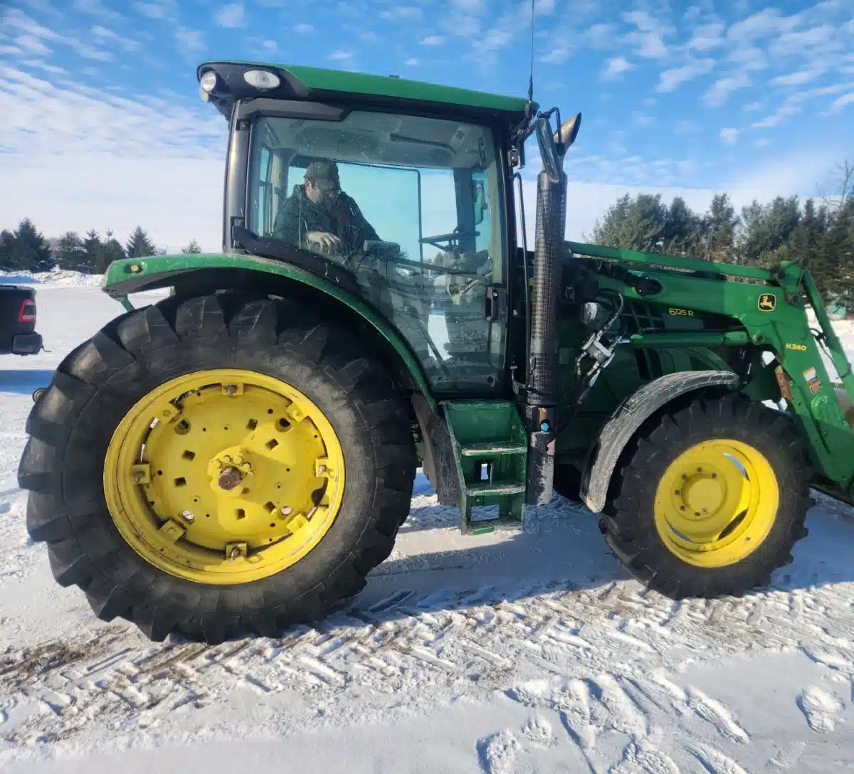 Gallery image 2 for 2015 John Deere 6125R Tractor