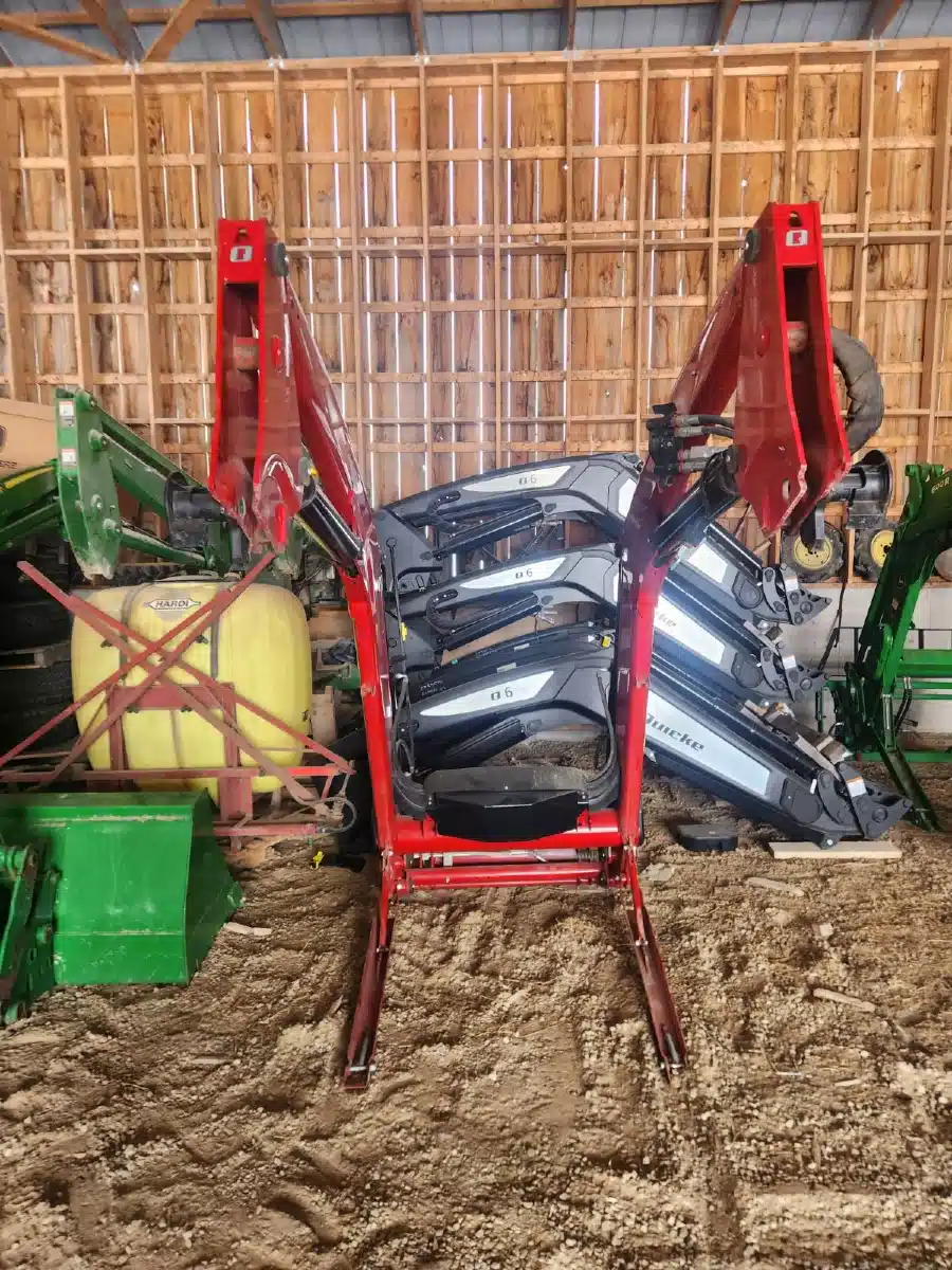 Gallery image 2 for 2018 Quicke Q6 Front End Loader