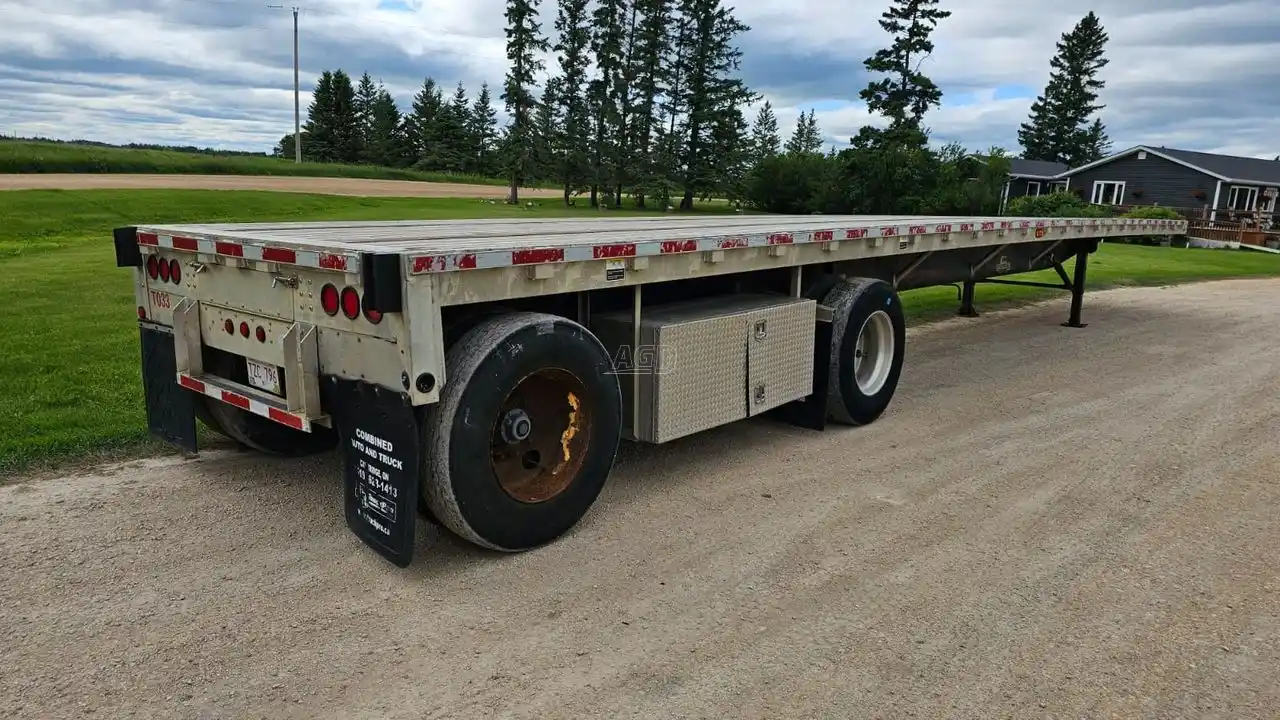 Gallery image 2 for Used 2007 Wilson 48FT Hyboy Trailer - Flat Deck