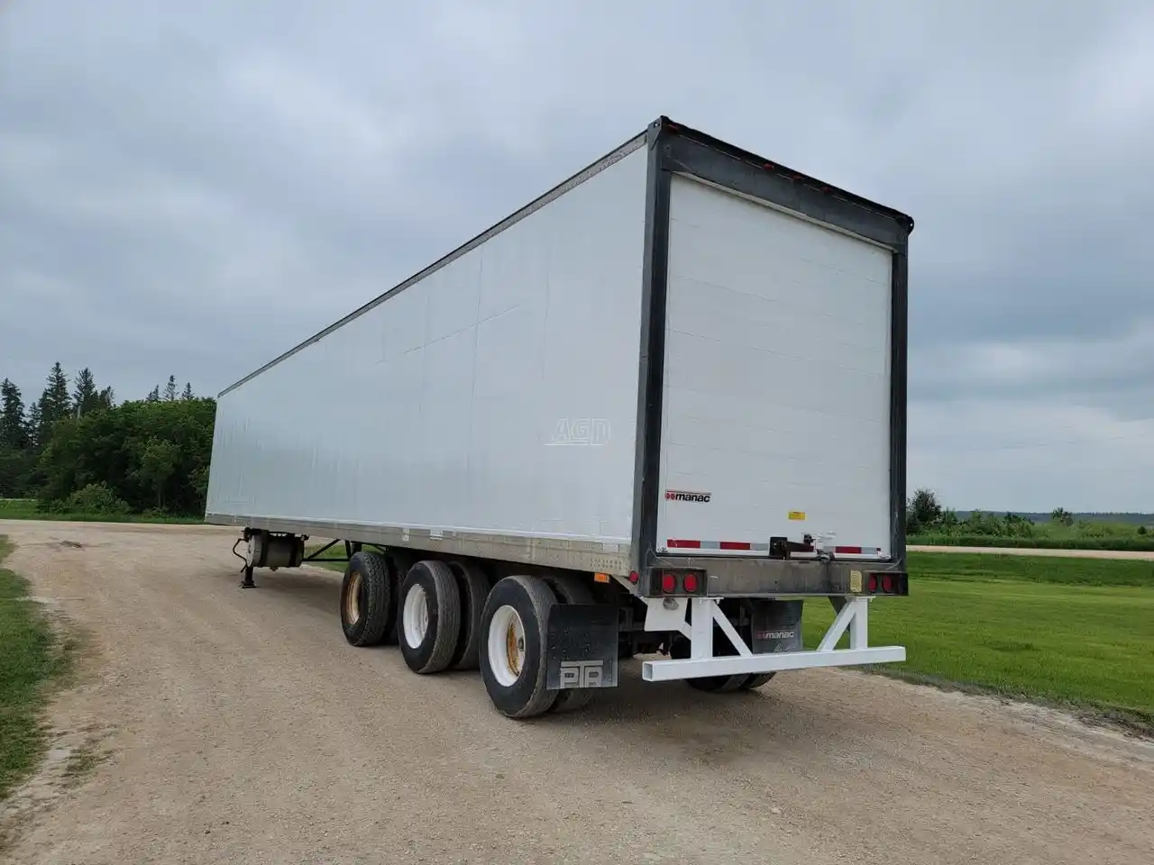 Gallery image 2 for Used 2009 Manac 48FT Reefer Van Trailer - Van