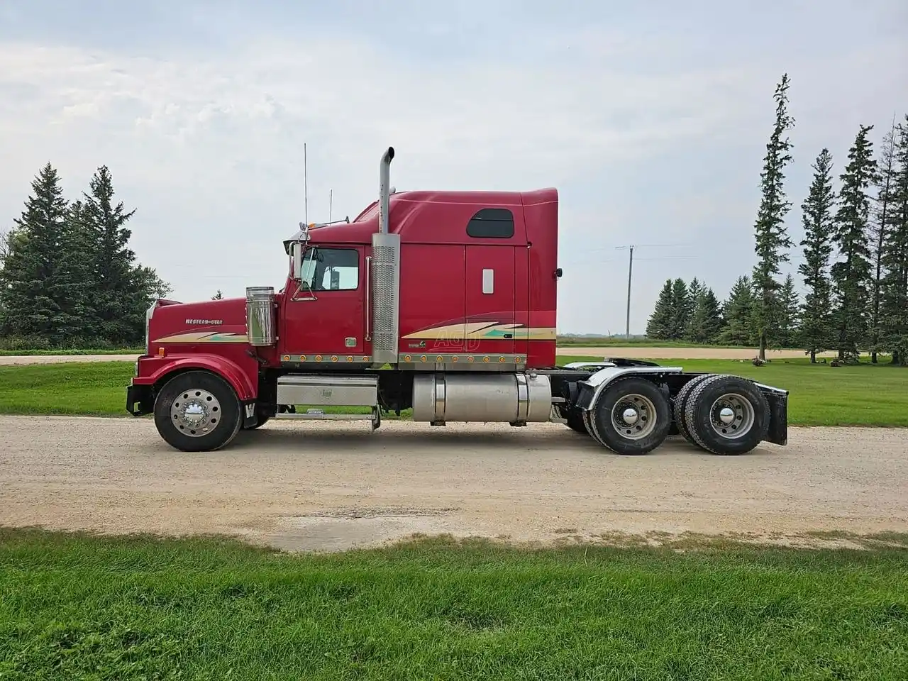 Gallery image 2 for Used 2007 Western Star I460 Semi-Truck
