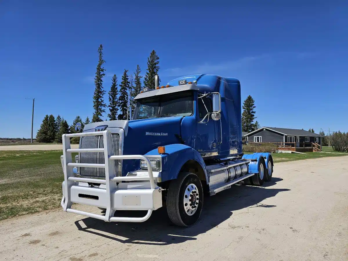 Image for Used 2013 Western Star 4900SB Semi-Truck