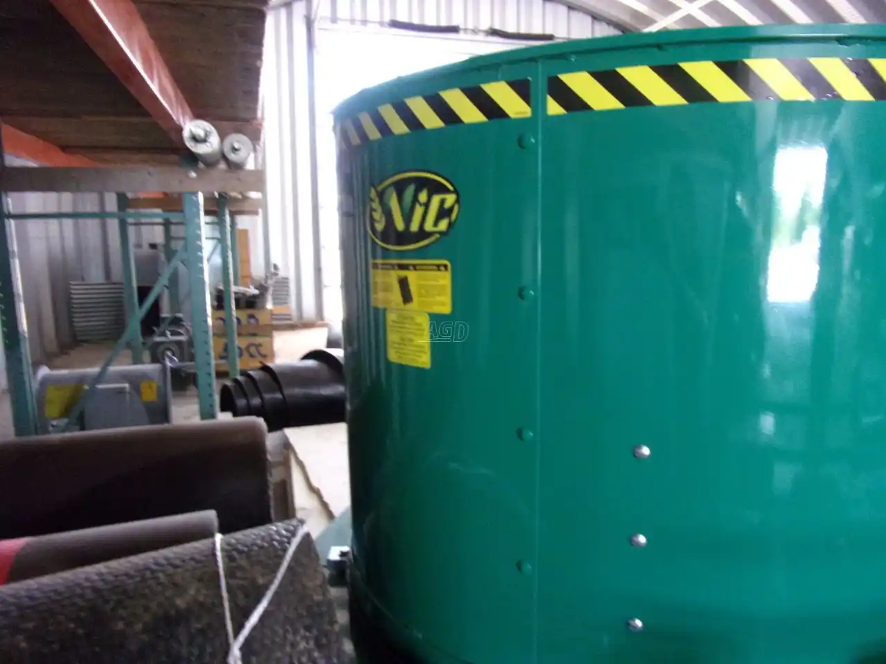 Gallery image 2 for New WIC Bedding Chopper Bale Processor
