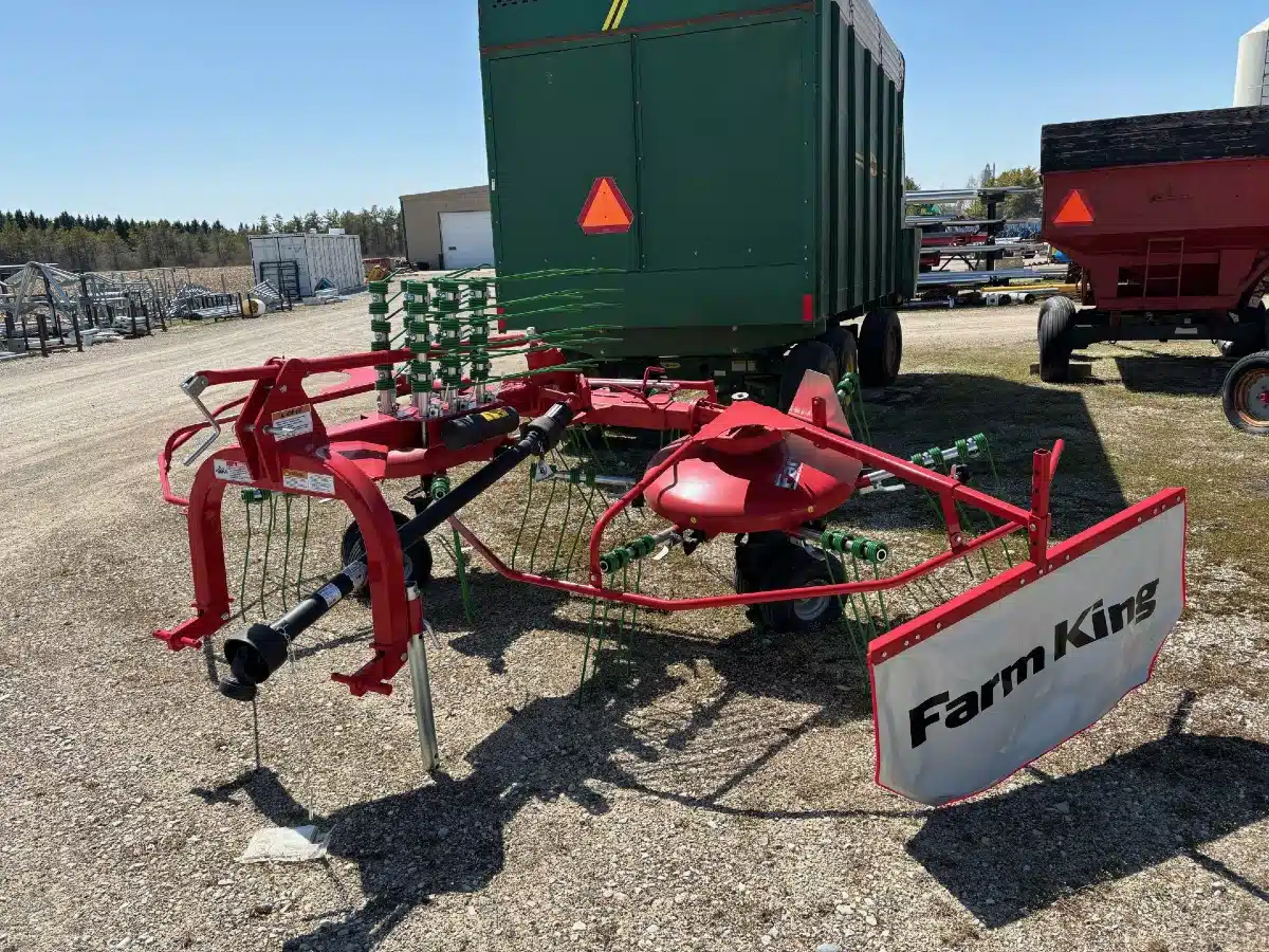 Gallery image 1 for Used Farm King DR420 Tedder