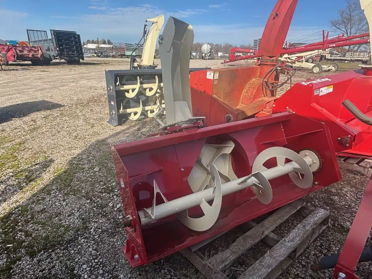 New Farm King 500 Snow Blower