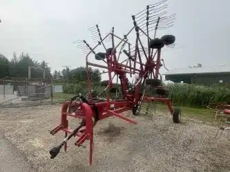 Gallery image 1 for Farm King 780 Rake