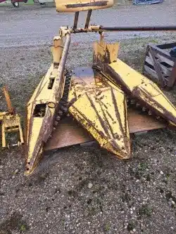 Photo de la Galerie 1 pour New Holland 824 Nez - Maïs