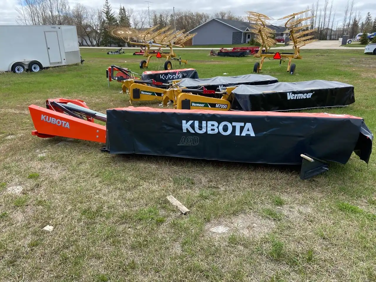 Gallery image 2 for New 2022 Kubota DM2032 Disc Mower