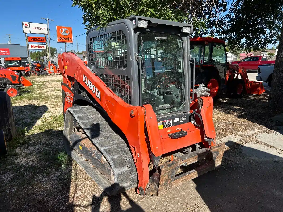 Gallery image 2 for Used 2019 Kubota SVL75-2HFWC Track Loader