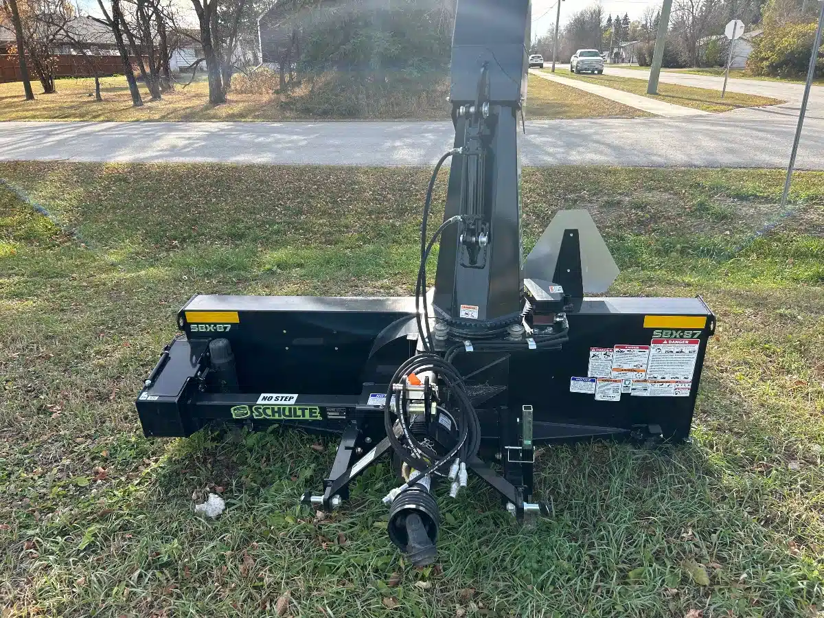 Gallery image 2 for New 2024 Schulte SBX-87 Snow Blower