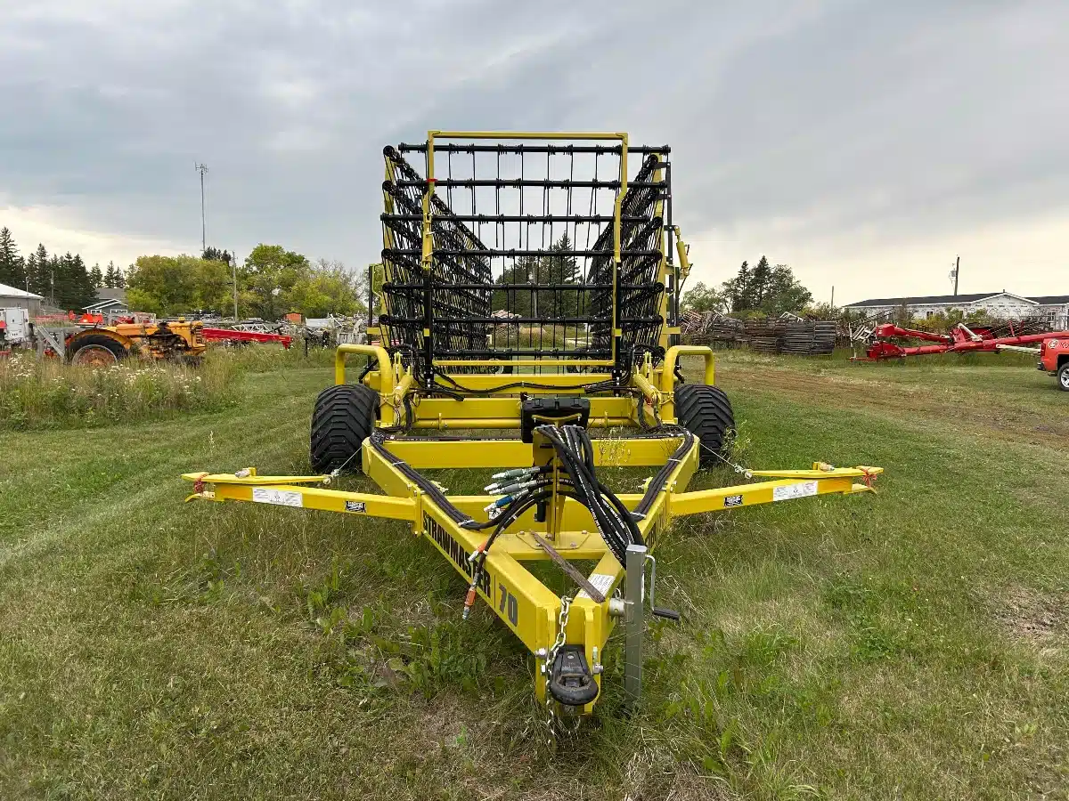 Gallery image 2 for New 2023 Degelman SM7000 Harrow
