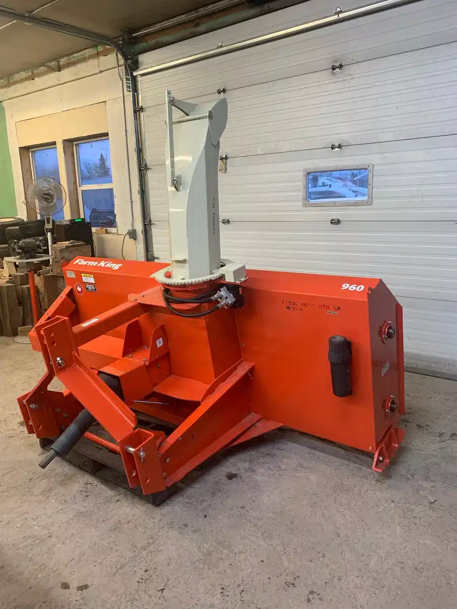 Gallery image 2 for 2024 Farm King Y960 Snow Blower