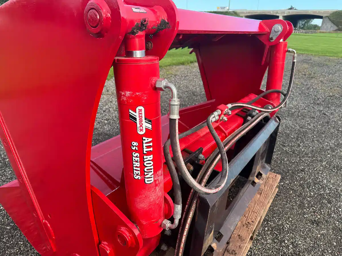 Photo de la Galerie 2 pour 2023 Redrock 180/85 Godet (bucket)