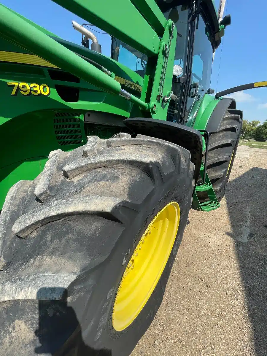 Gallery image 2 for Used 2011 John Deere 7930 Tractor