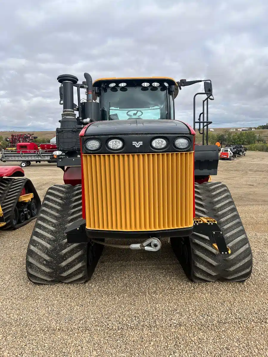 Gallery image 2 for Used 2023 Versatile 620DT Tractor