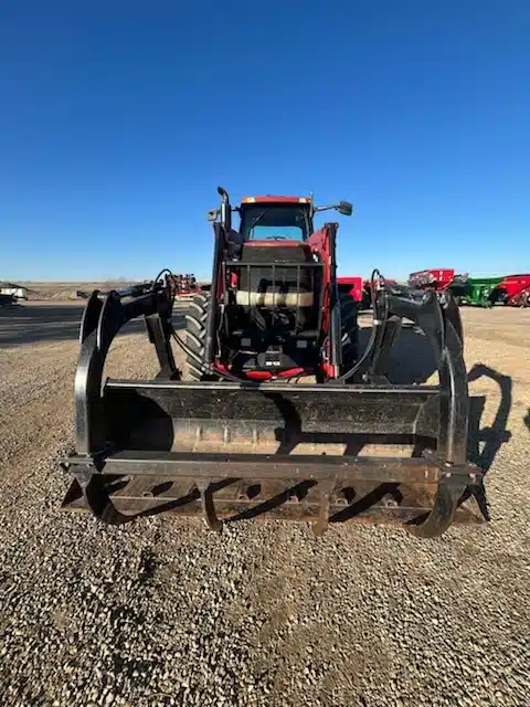 Gallery image 2 for Used 2010 Case IH MAGNUM 190 Tractor