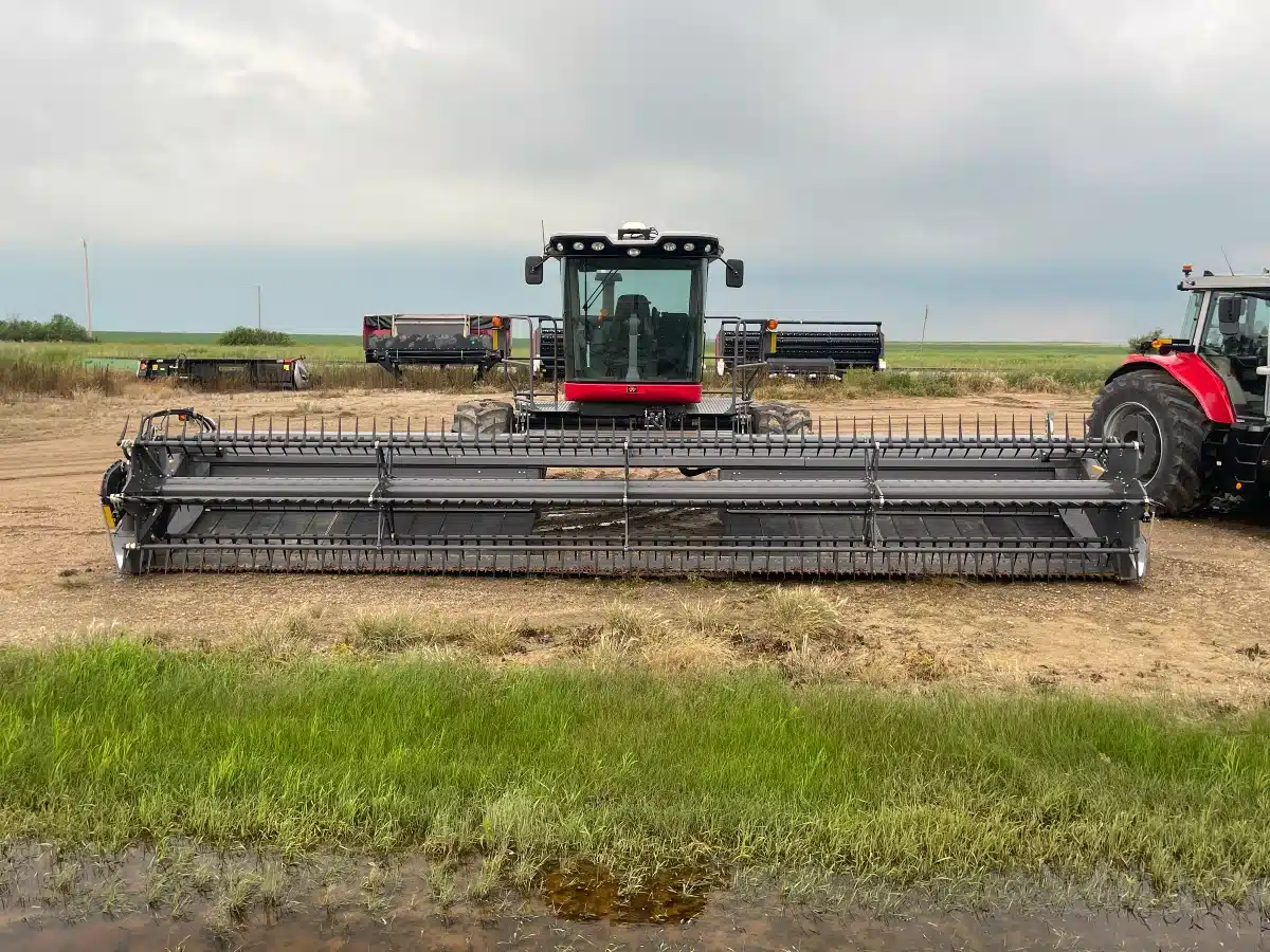 Photo de la Galerie 2 pour 2017 Massey Ferguson WR9860 Andaineur