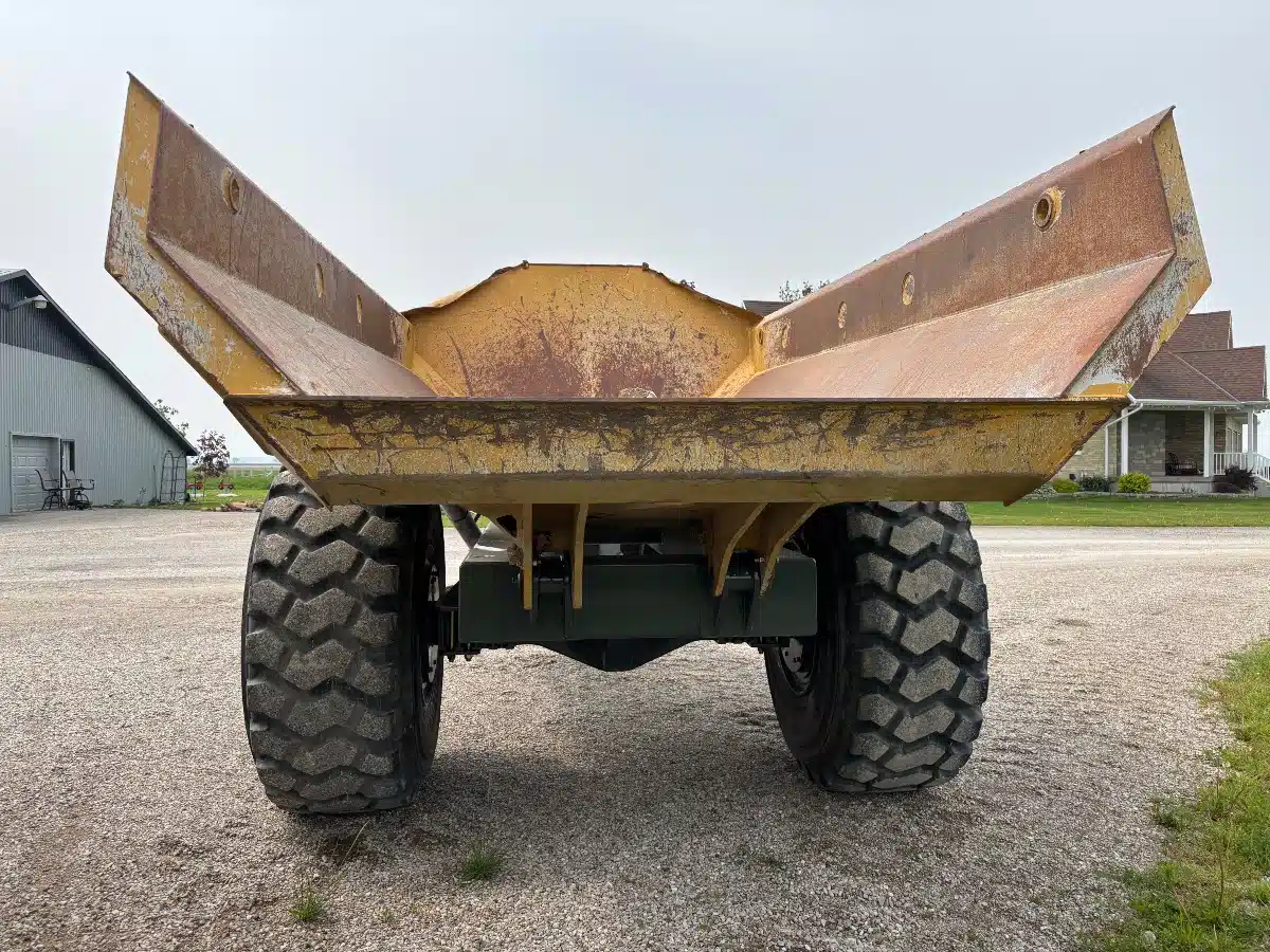 Gallery image 2 for Used 2025 Bluecoast Built 30 Ton Trailer - Dump