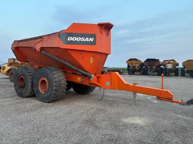 Gallery image 1 for Used 2025 Doosan 40 Ton Trailer - Dump
