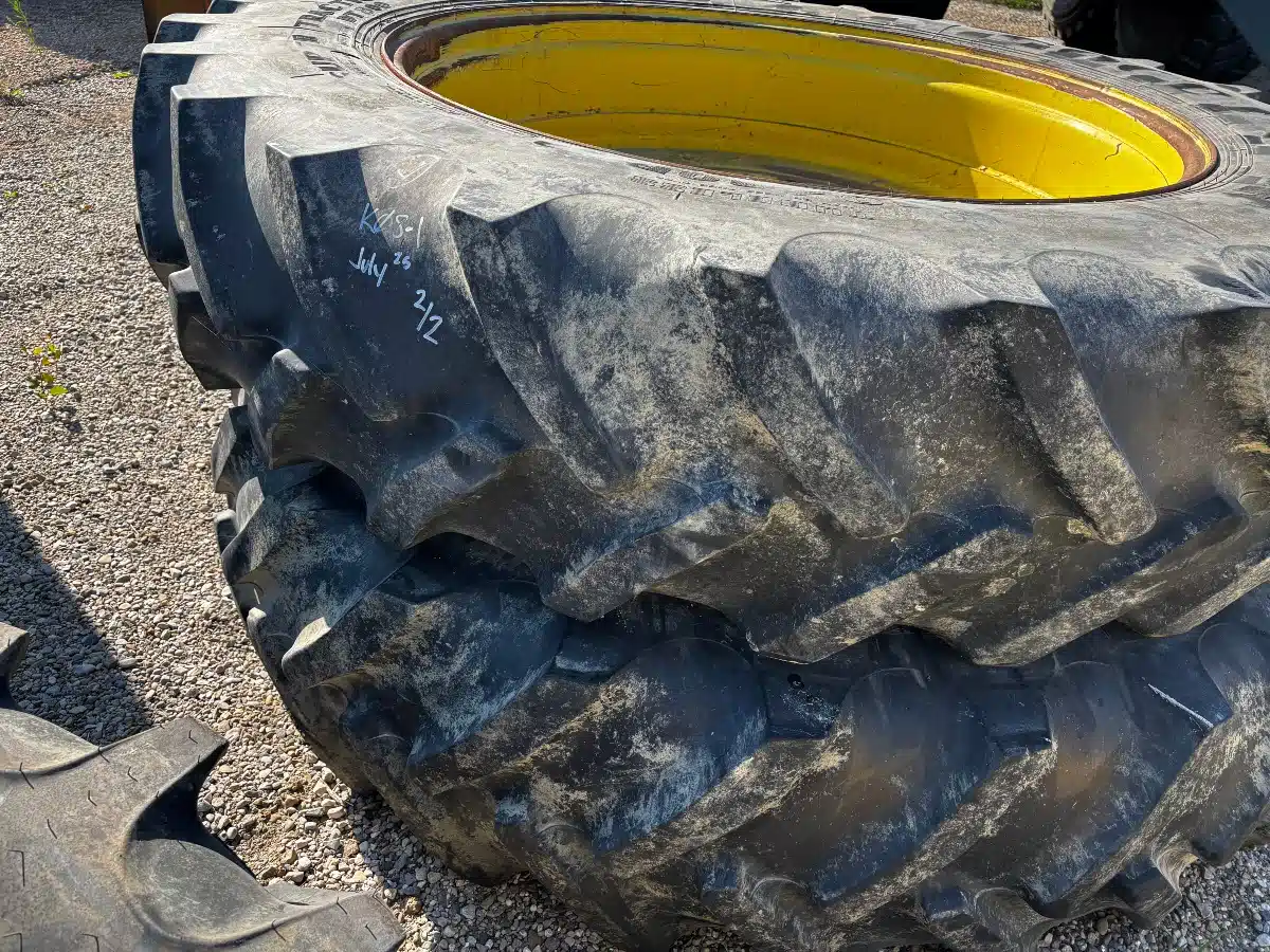 Gallery image 2 for Used Unverferth 10 BOLT Duals