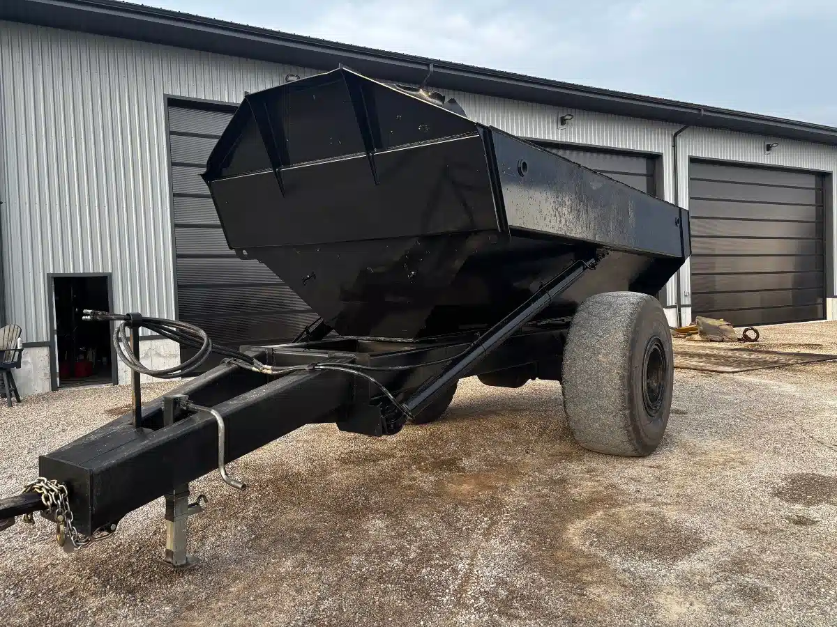 Gallery image 2 for Used 2025 Bluecoast Built 30 Ton Trailer - Dump