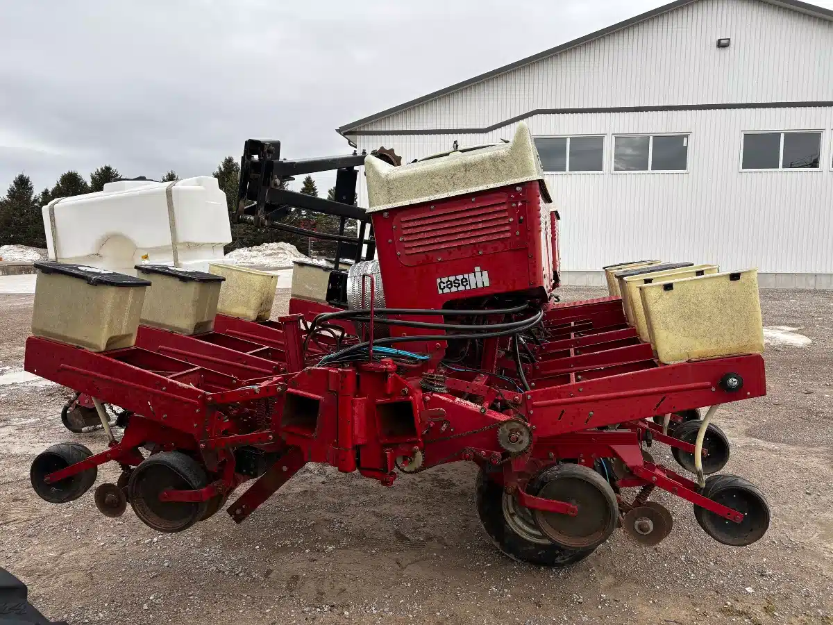 Gallery image 2 for Case IH 900 Planter