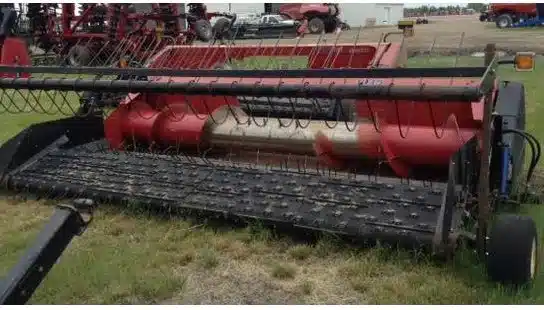 Gallery image 2 for Used Case IH 1015 Header - Pickup